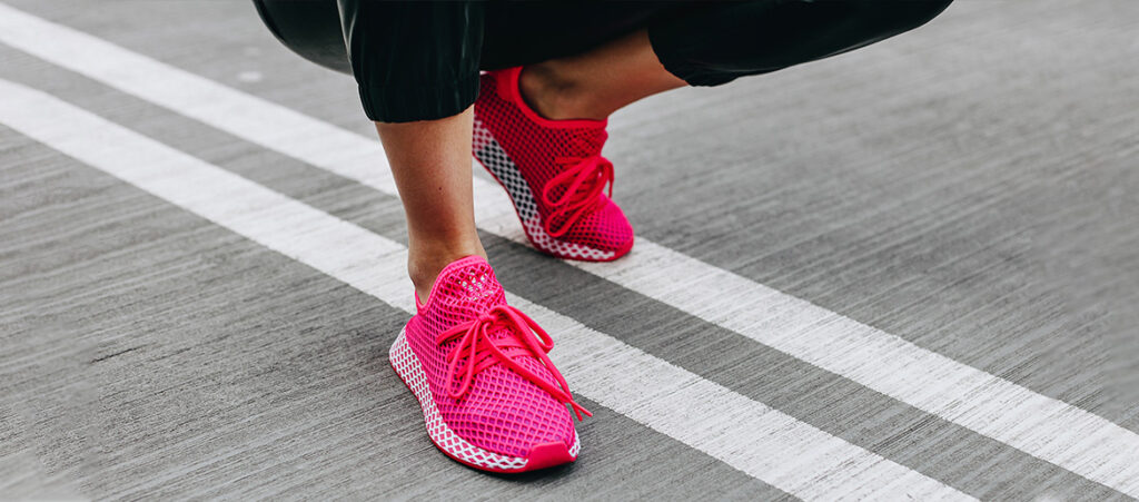 Różowe sneakersy damskie adidas