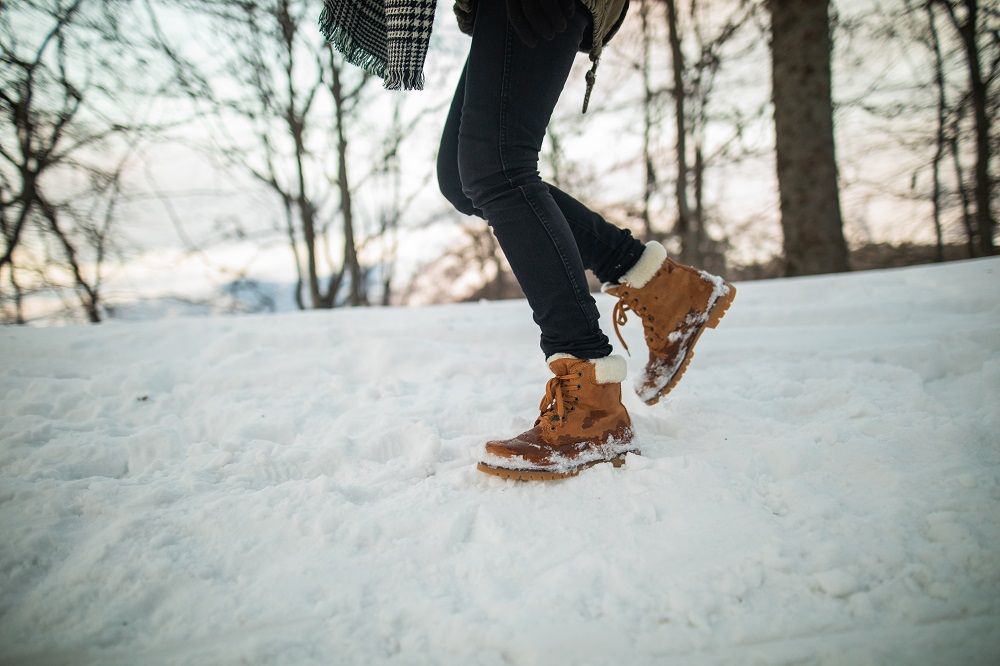 Jak dbać o buty zimą