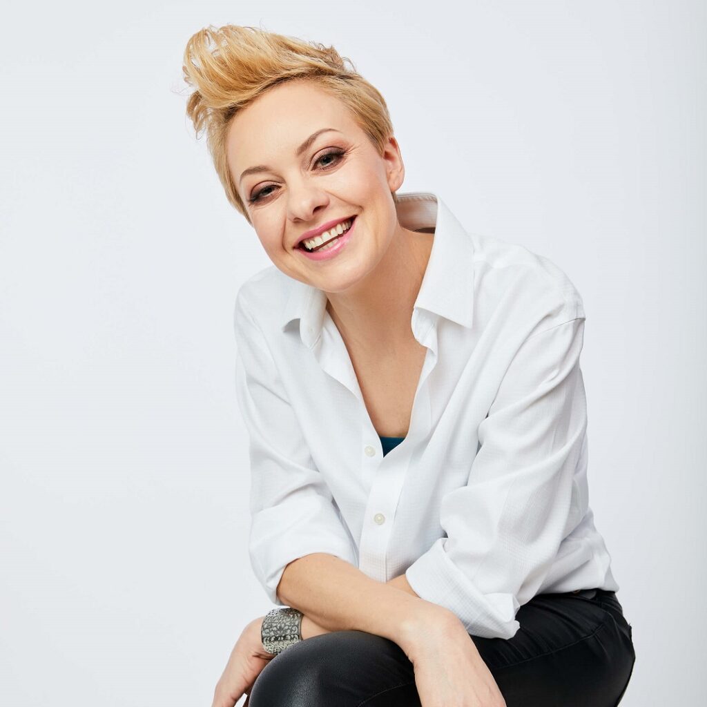 Karina Mrozicka2