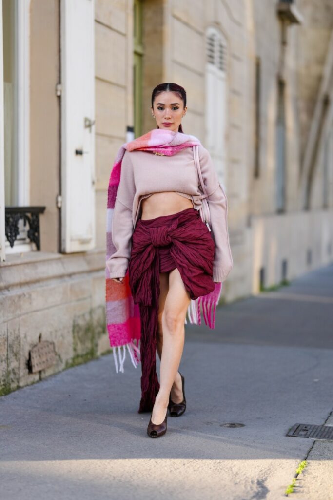 [Modne szaliki 2025]: przeskalowane