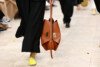 glove shoes na wybiegu Celine